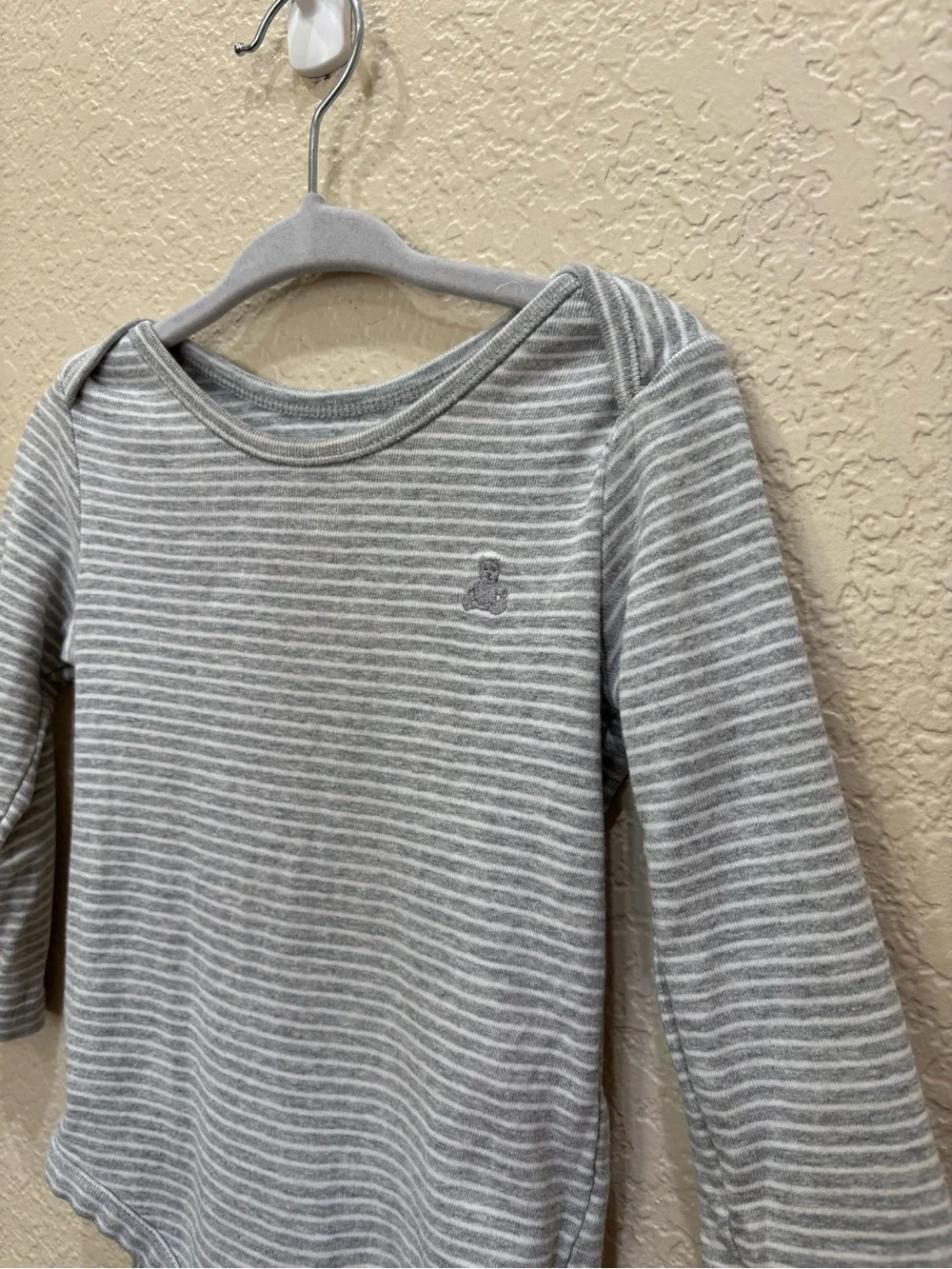Gap Baby First Favorites Bodysuit Grey & White Stripe 12-18 Month 100% Cotton